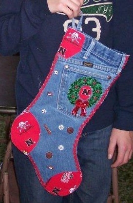 Рождественский сапожок из старых джинсов