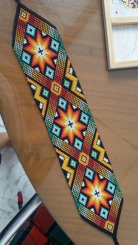 Этнические мотивы в плетении бисером