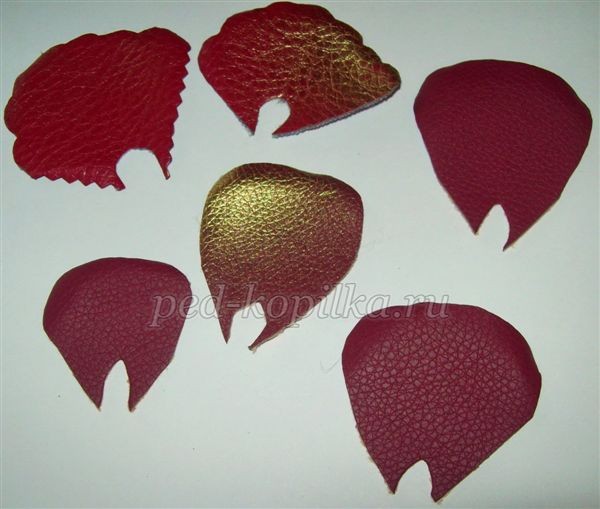 Картина из кожи "Маки"