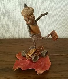 Веселые поделки из желудей