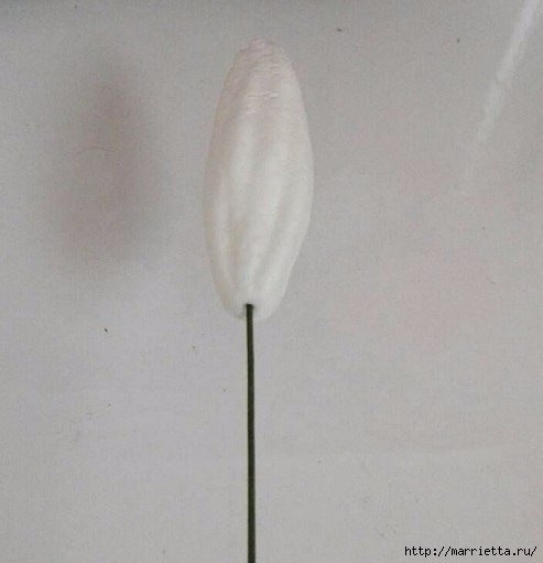 Восхитительная лилия из гофрированной бумаги