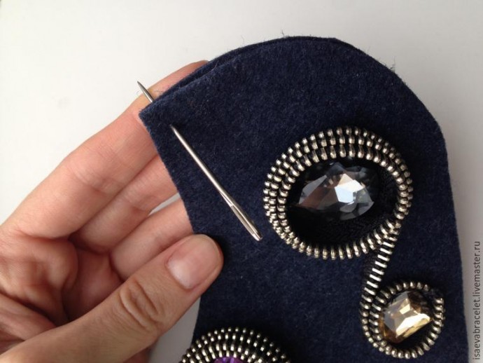 Фетровый декорированный воротник