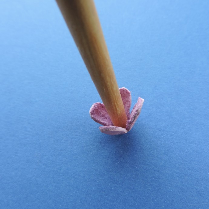 Розочка из кожи