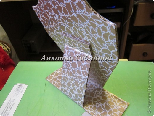 Держатель для бус