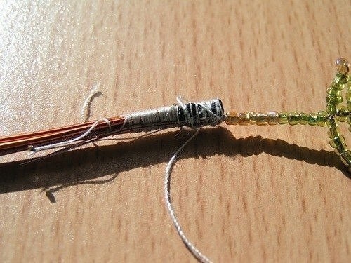 Пушистая пальма из бисера