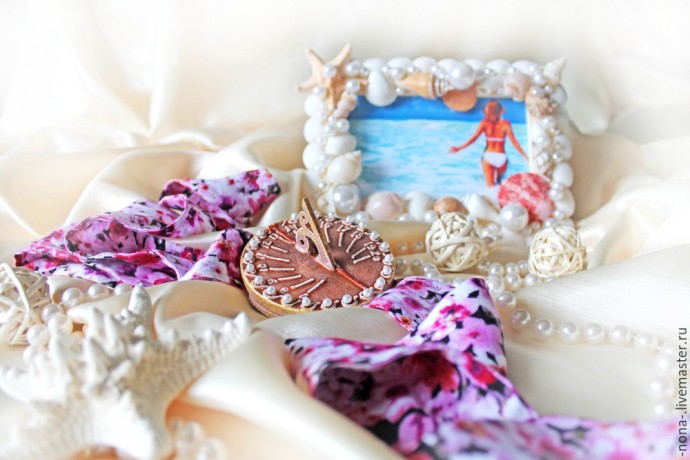 Солнечные наручные часы