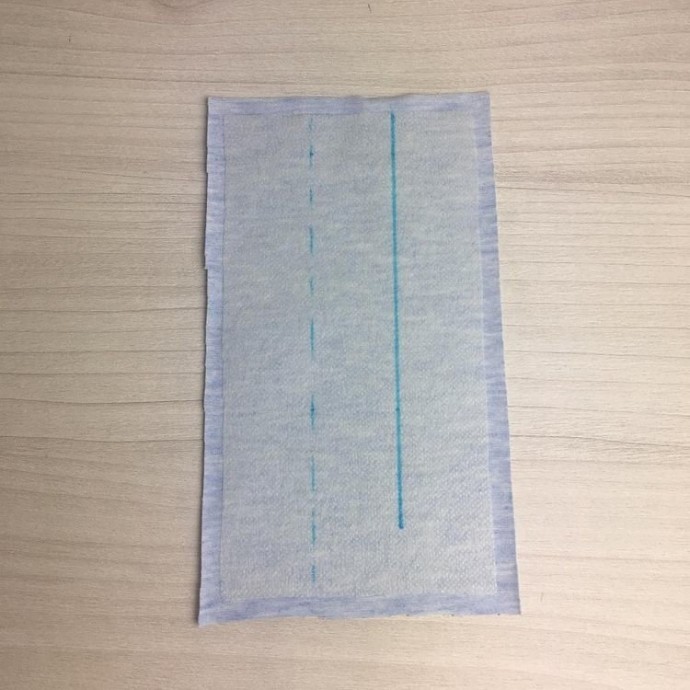 Обработка застёжки поло с пуговицами Обработка застёжки поло с пуговицами