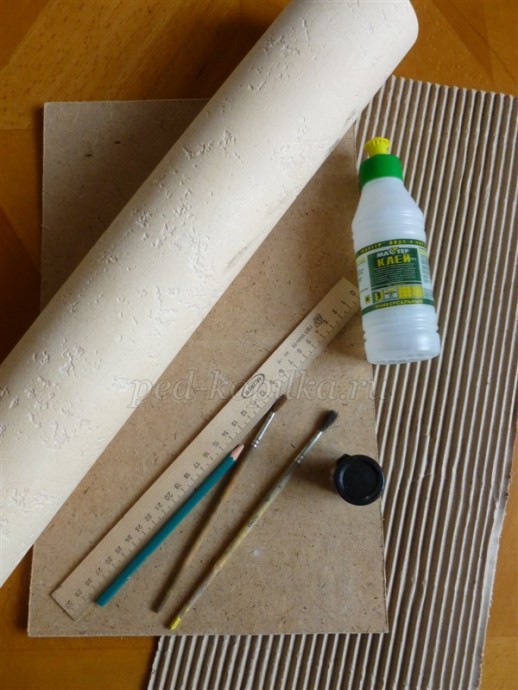 Интерьерная картина в технике рисования и аппликации