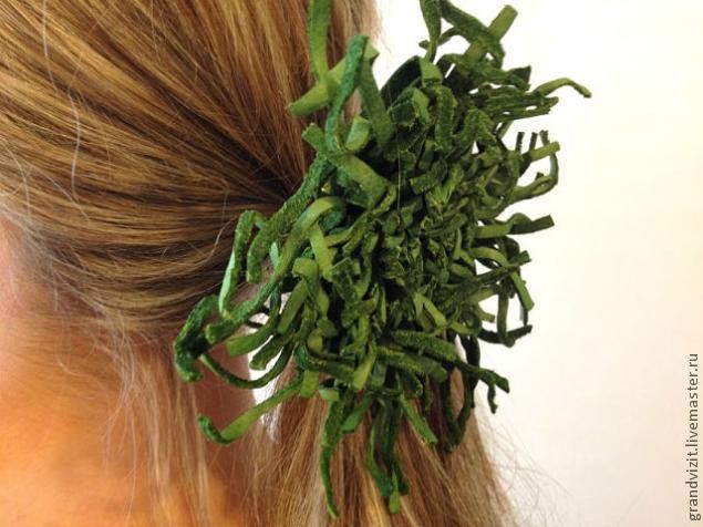 Хризантема из замши