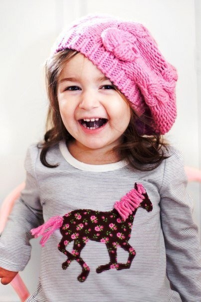 Делаем аппликацию на кофточку: лошадка