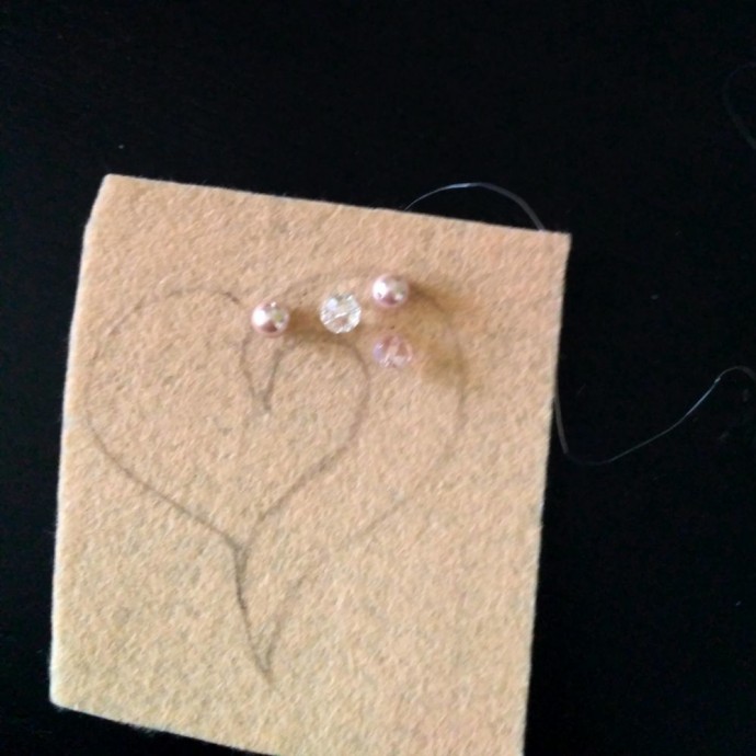 Брошь "Сердце" Брошь "Сердце"