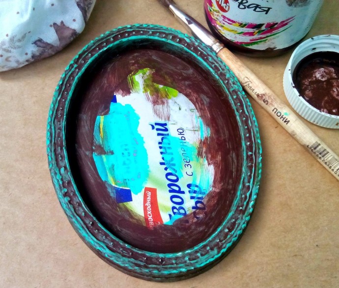 Фоторамка из пластиковой крышки Фоторамка из пластиковой крышки