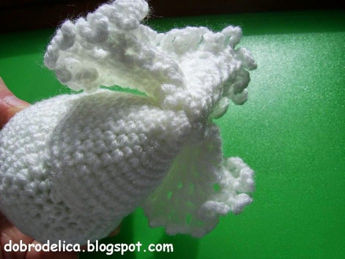 Голубь крючком