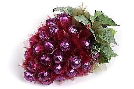 ​Вкусная имитация фруктов и ягод из конфет: идеи для творчества