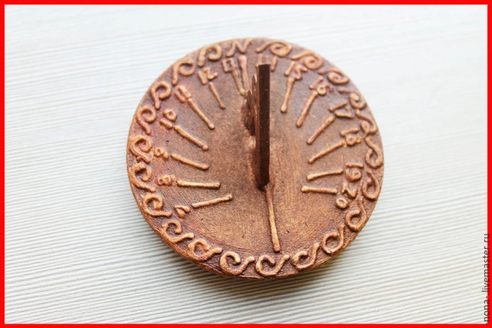 Солнечные наручные часы