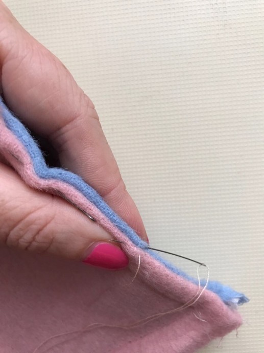 Обработка двухсторонней или двухслойной ткани