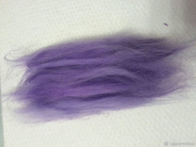 Букет сирени в технике шерстяной акварели