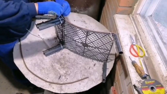 ​Декоративный мост из ящика