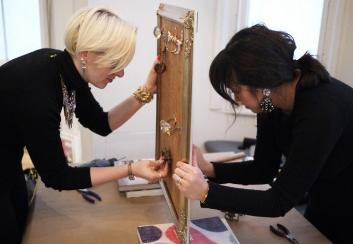 Картина-держатель для украшений Картина-держатель для украшений