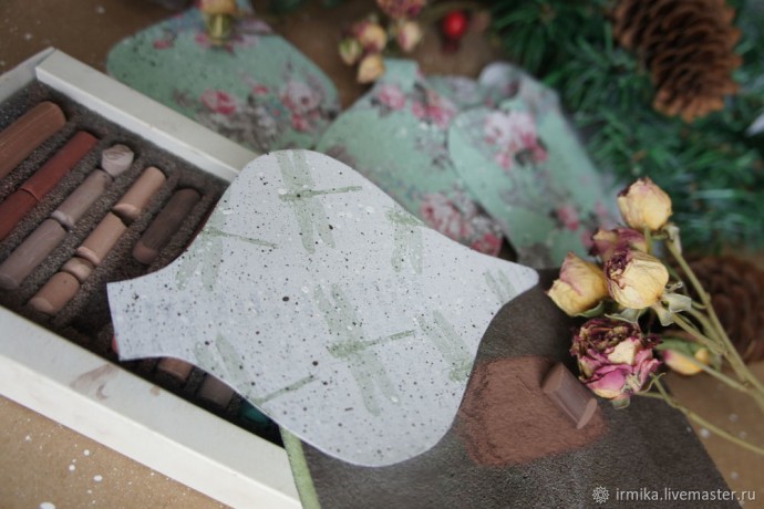 Украшение в винтажном стиле