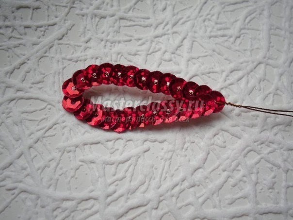 Ромашки из пайеток