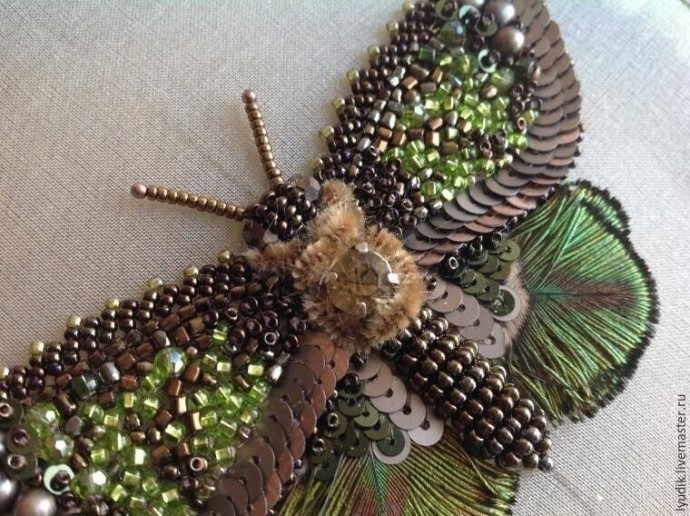 Мотылек: объемная вышивка Мотылек: объемная вышивка