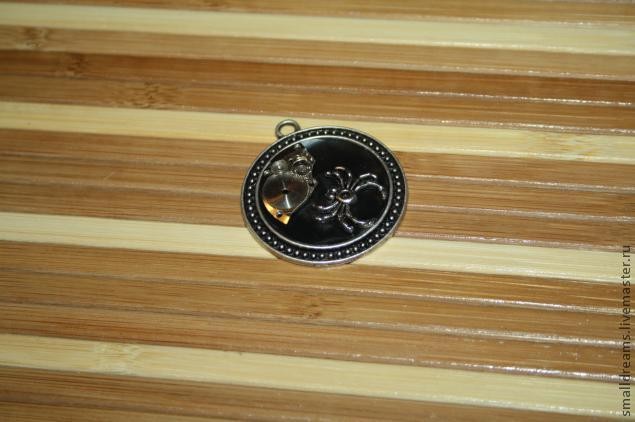 Кулон в стиле стимпанк Кулон в стиле стимпанк