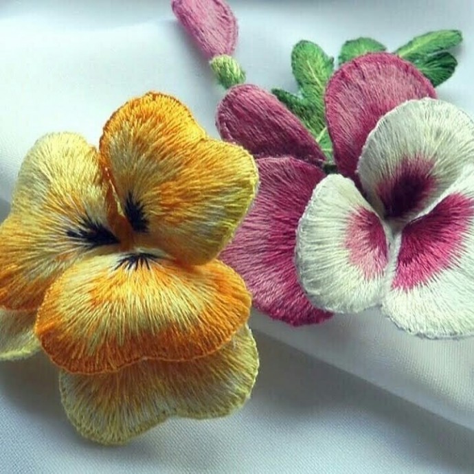 Шедевральная объемная вышивка