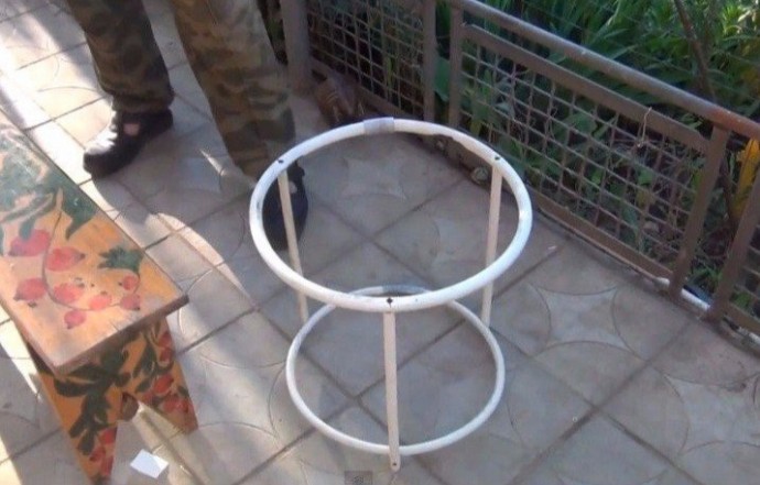 Конструкция для подвязки пионов