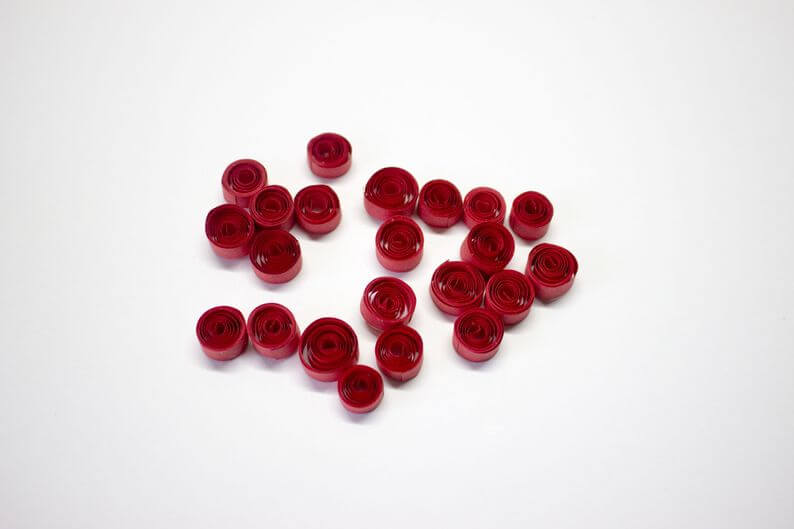 Ветка рябины в технике квиллинг