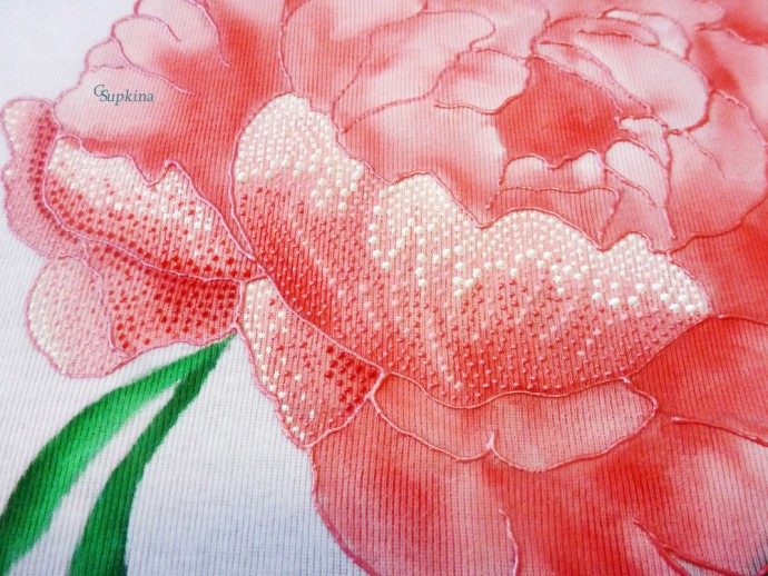 Рисование пиона на футболке