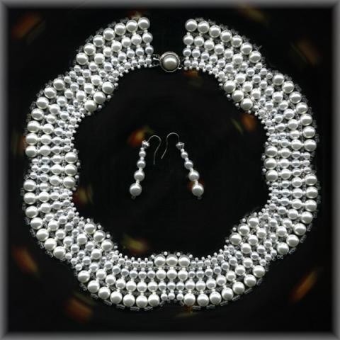 Комплект из бусин и бисера "Княжна Анастасия"