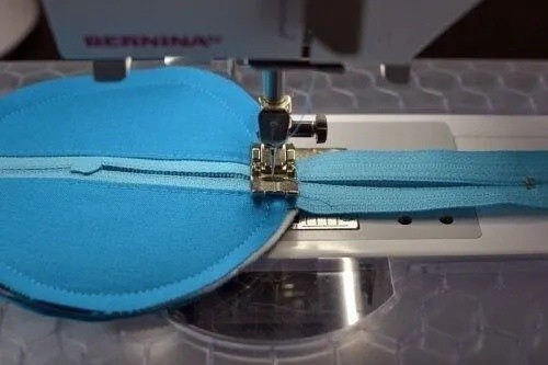 Круглый кошелечек для мелочи или футляр для наушников: мастер-класс