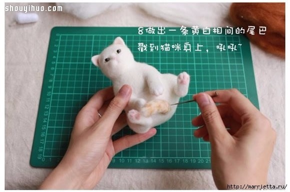 Котик в технике сухого валяния