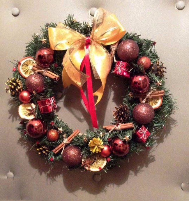 Новогодний веночек своими руками