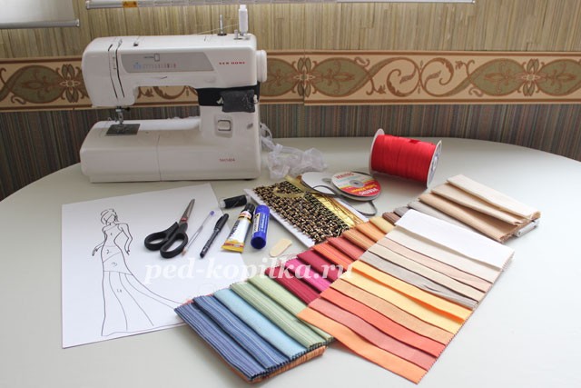 Дама в роскошном наряде