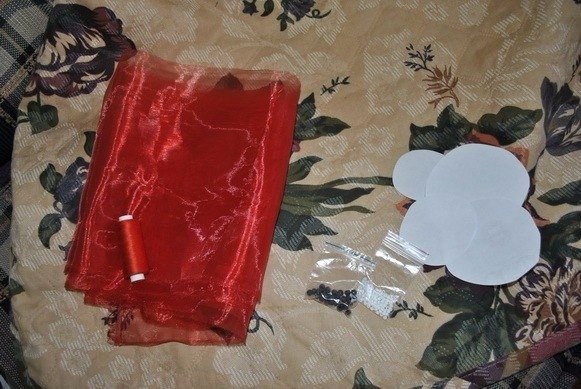 Маки на футболке