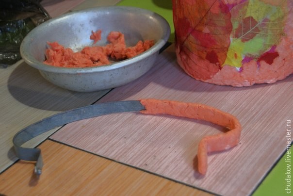 Необычный чайник-светильник из папье-маше