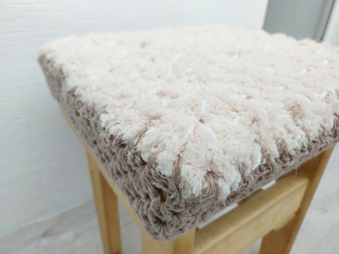 Мягкая сидушка для стула или табурета