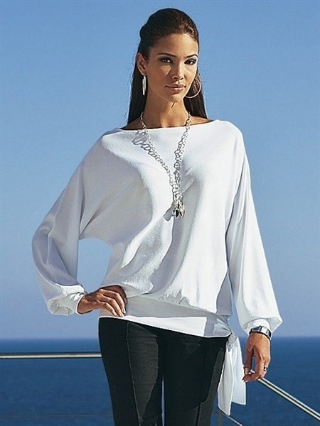 ​Нарядный белый блузон