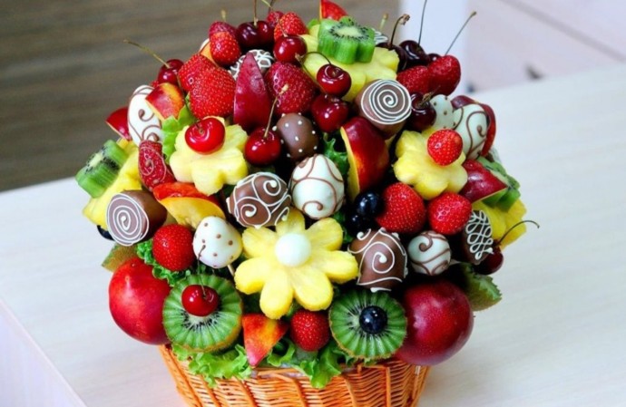 ​Букеты из фруктов и ягод