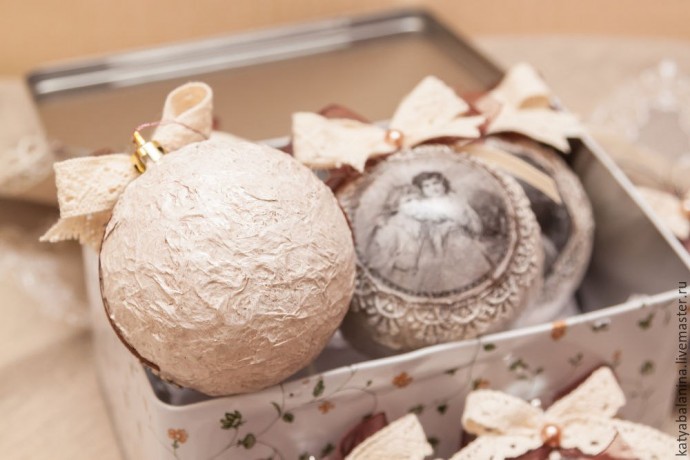 ​Мастер-класс: создаем Рождественский "Винтажный ёлочный шар"