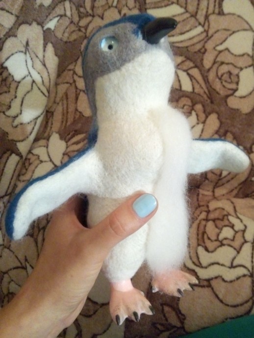 ​Малыш-Пингвин в технике сухого валяния