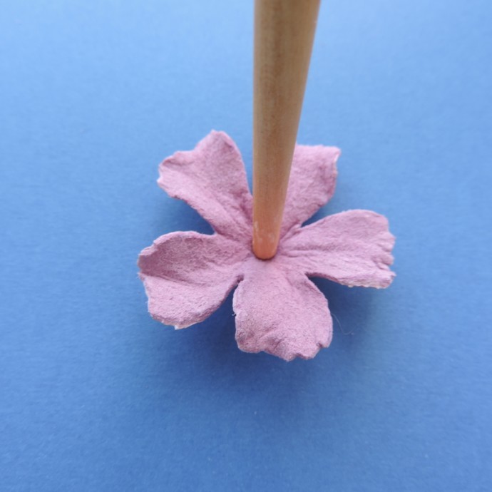 Розочка из кожи