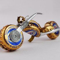 Мототранспорт из жестяных крышек: подборка идей