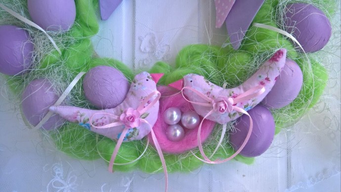 Создаем пасхальный венок