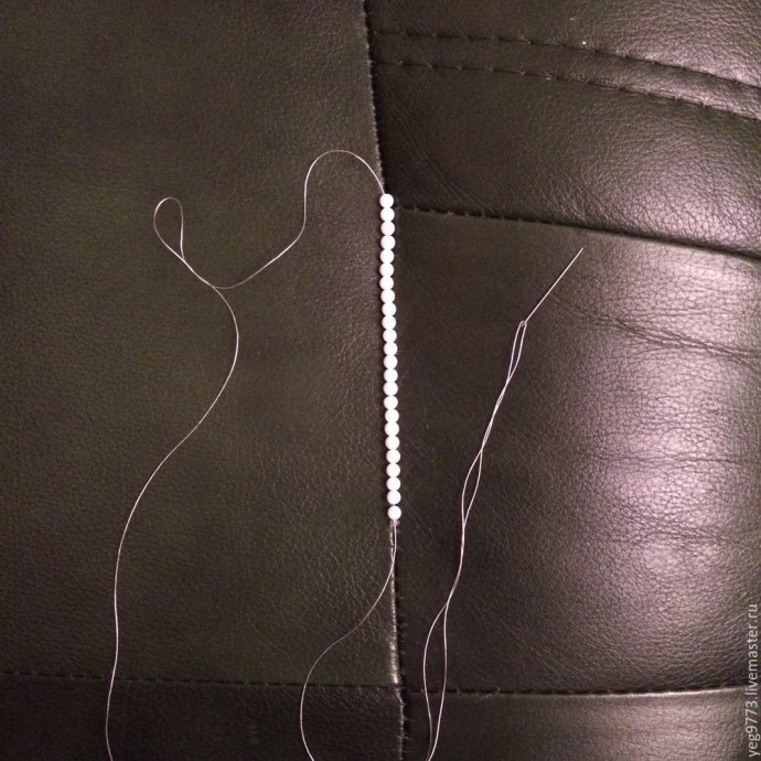 Кисть из бусин для сотуара