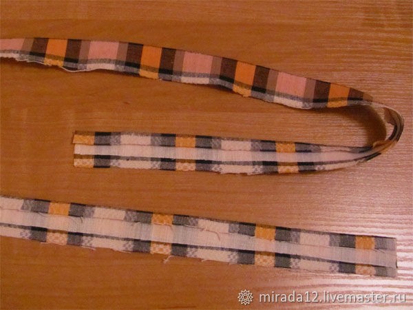 Шкатулка-косметичка с жестким каркасом