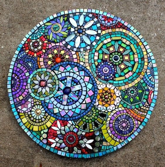Красивые композиции из мозаики
