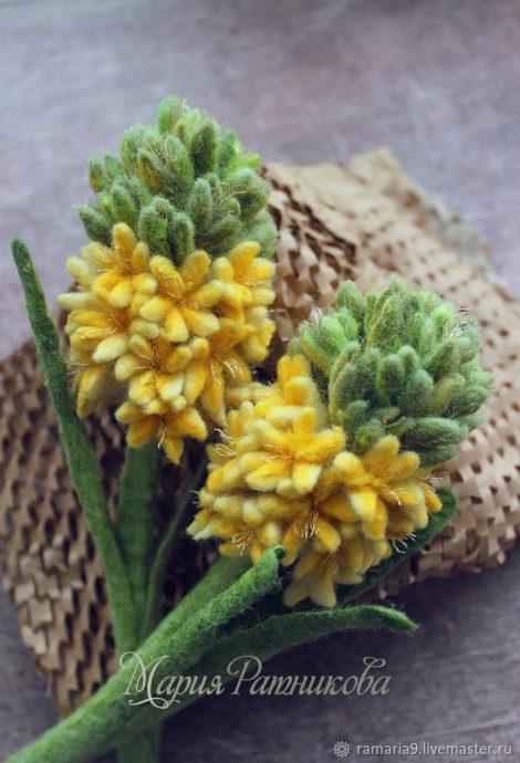 Нежные гиацинты из шерсти: весенняя красота ручной работы